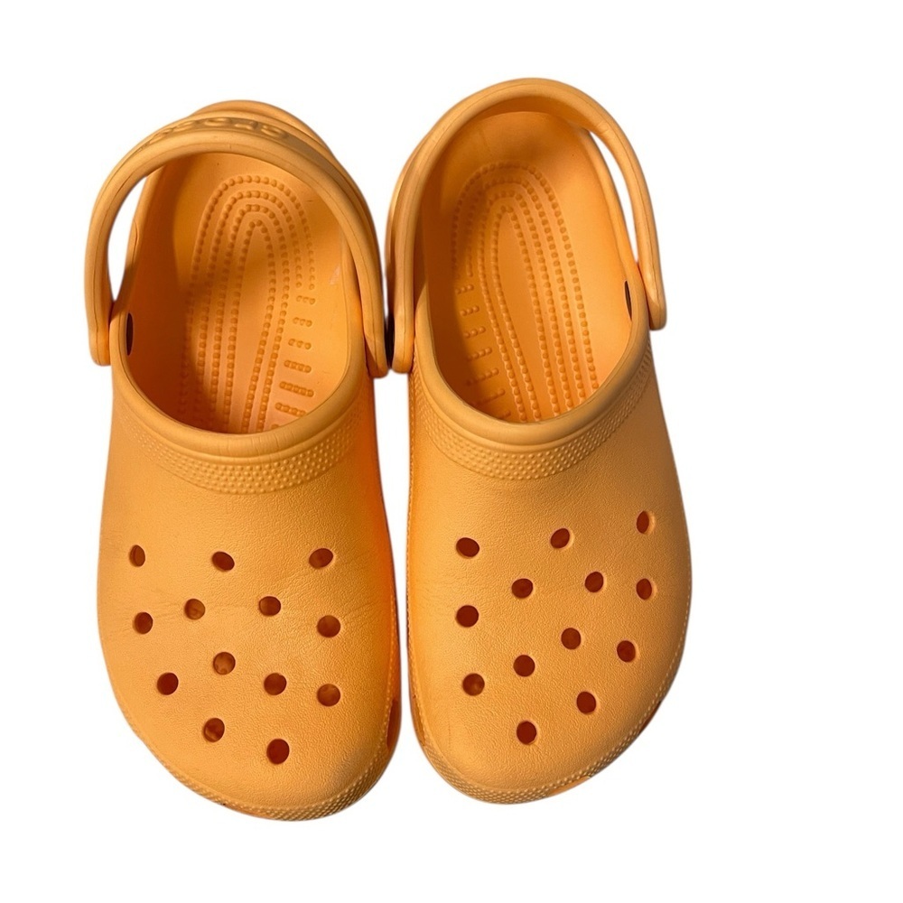 CROCS Classic Clog in Orange